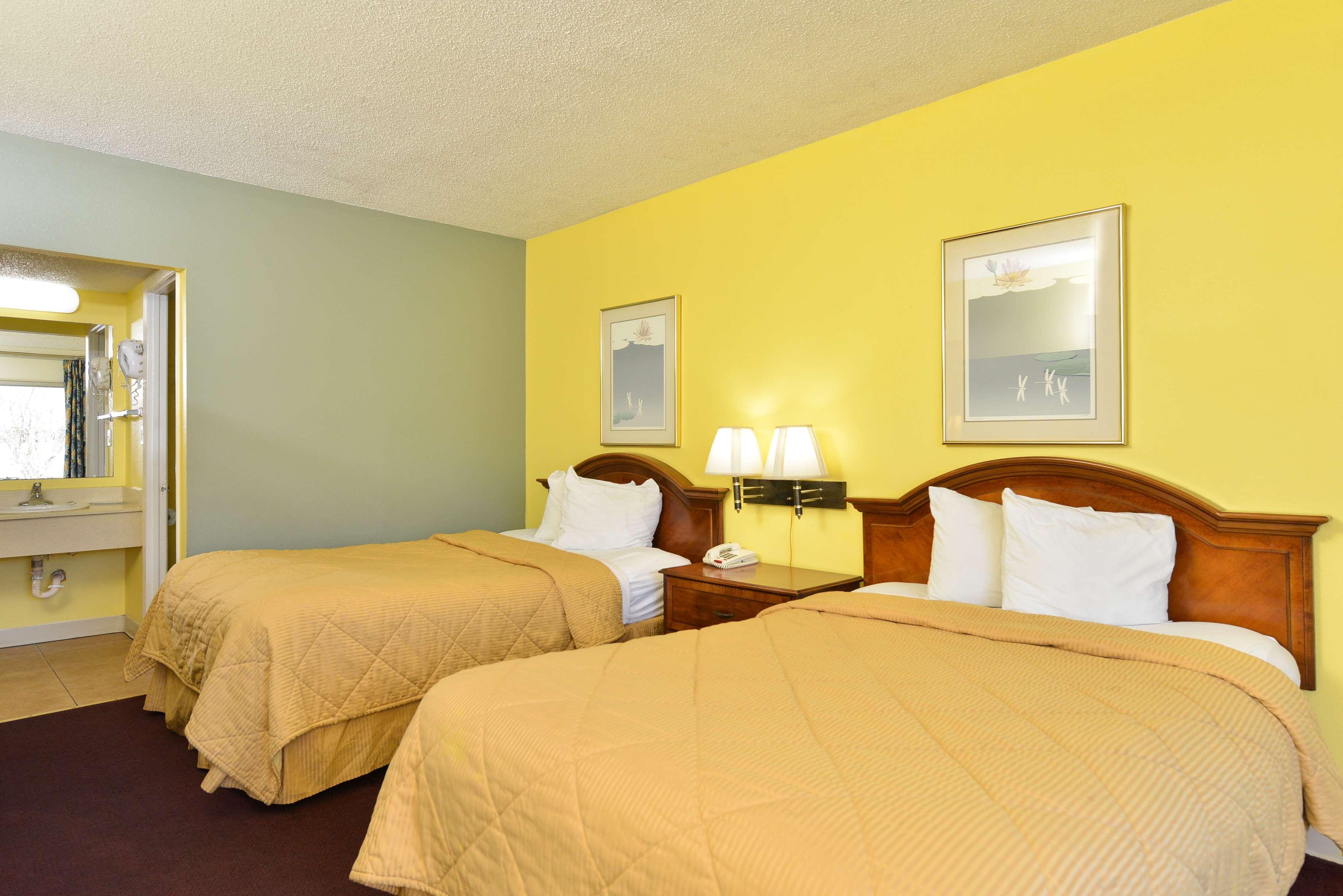 Americas Best Value Inn Cocoa/Port Canaveral Exterior foto