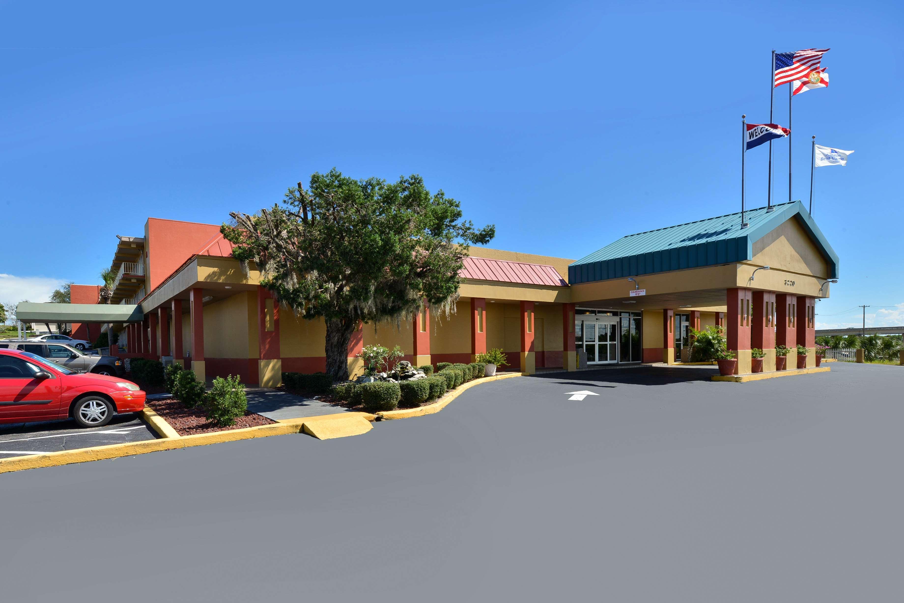 Americas Best Value Inn Cocoa/Port Canaveral Exterior foto